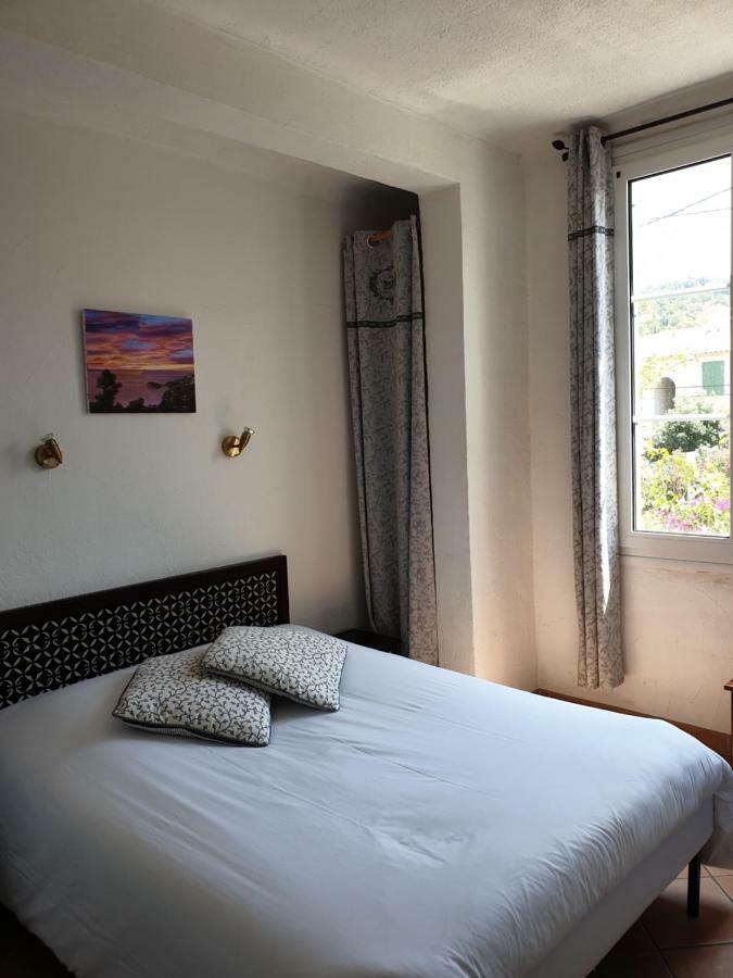 Hotel De La Plage 쎙뜨호뻬 외부 사진